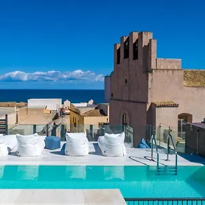Lejlighedshotel Azzoli - Apartments&skypool - Adults Only