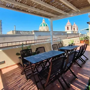 Hotel apartamentowy Palazzo Dei Corsari, Trapani